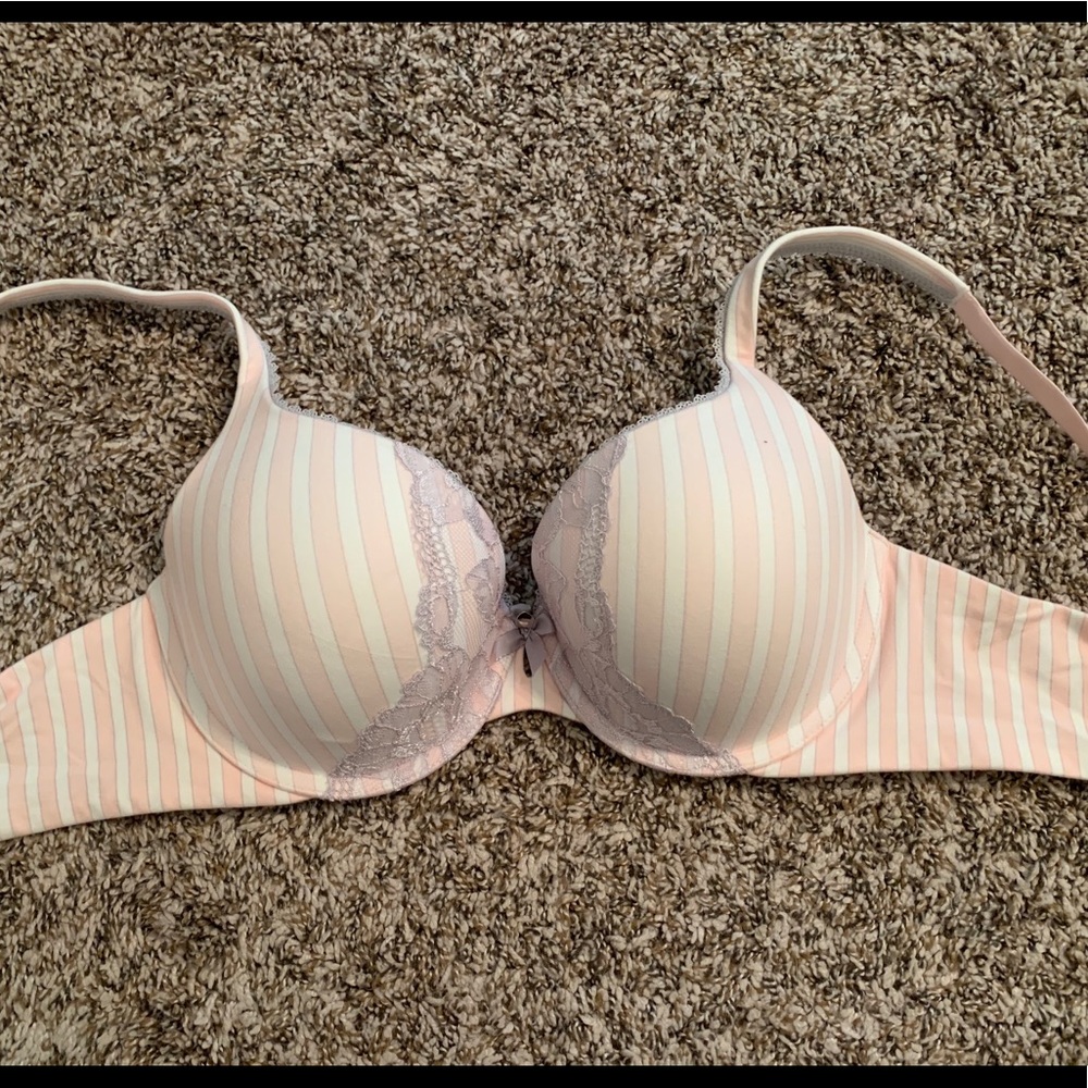 Victoria Secret Bra 34D